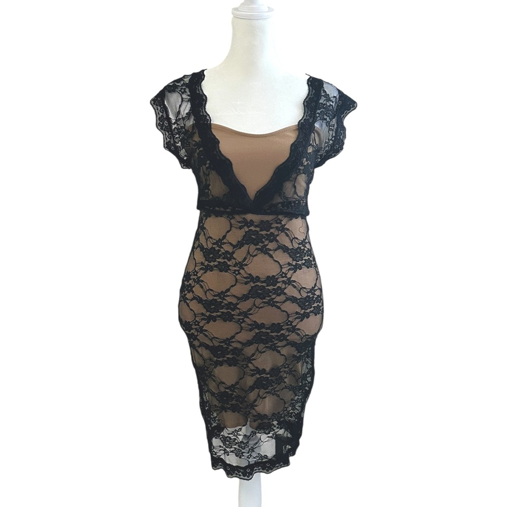 The Impeccable Pig Black Lace Sheath Dress Nude Lining V Neck Cap Sleeve S‎
